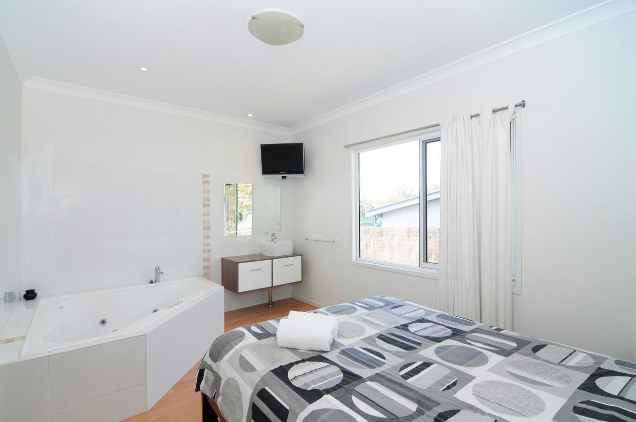 Huskisson Holiday Motel Cabins Jervis Bay Exterior foto